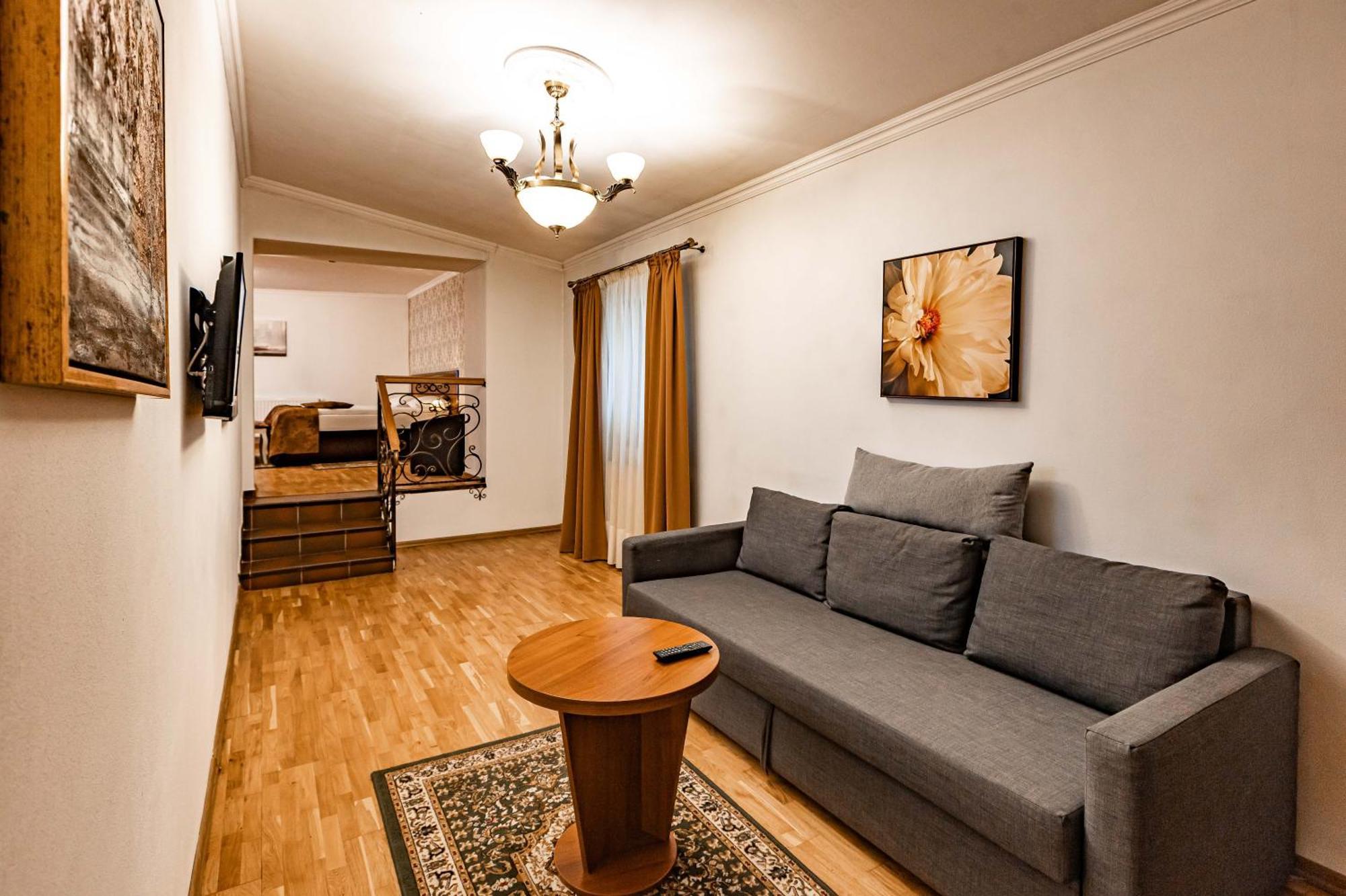 Hotel Boutique Bulevard Сигишоара Екстериор снимка