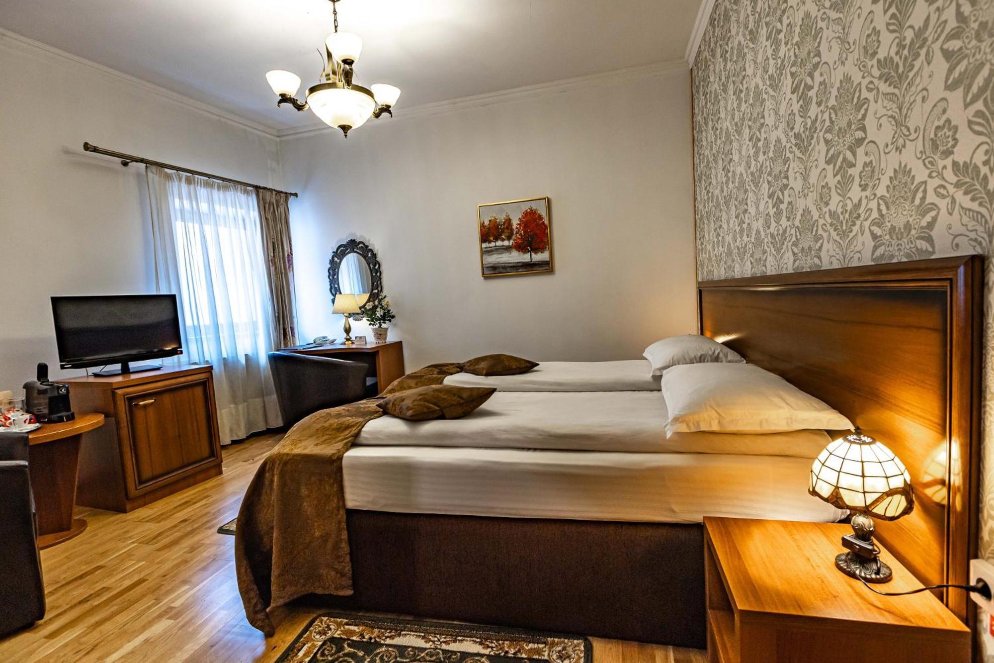 Hotel Boutique Bulevard Сигишоара Екстериор снимка