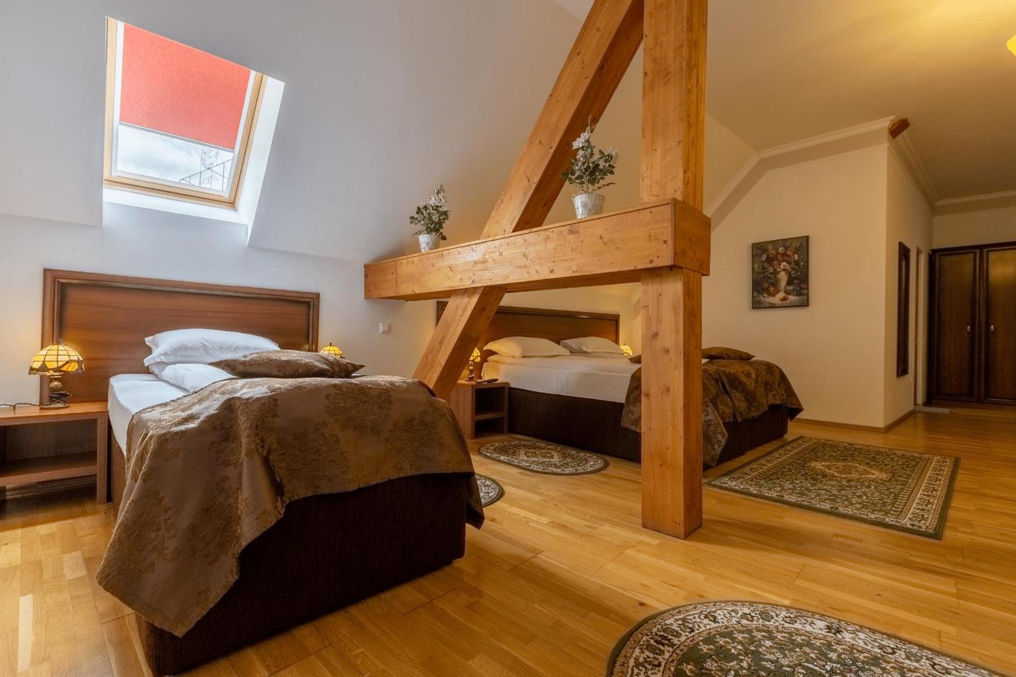 Hotel Boutique Bulevard Сигишоара Екстериор снимка