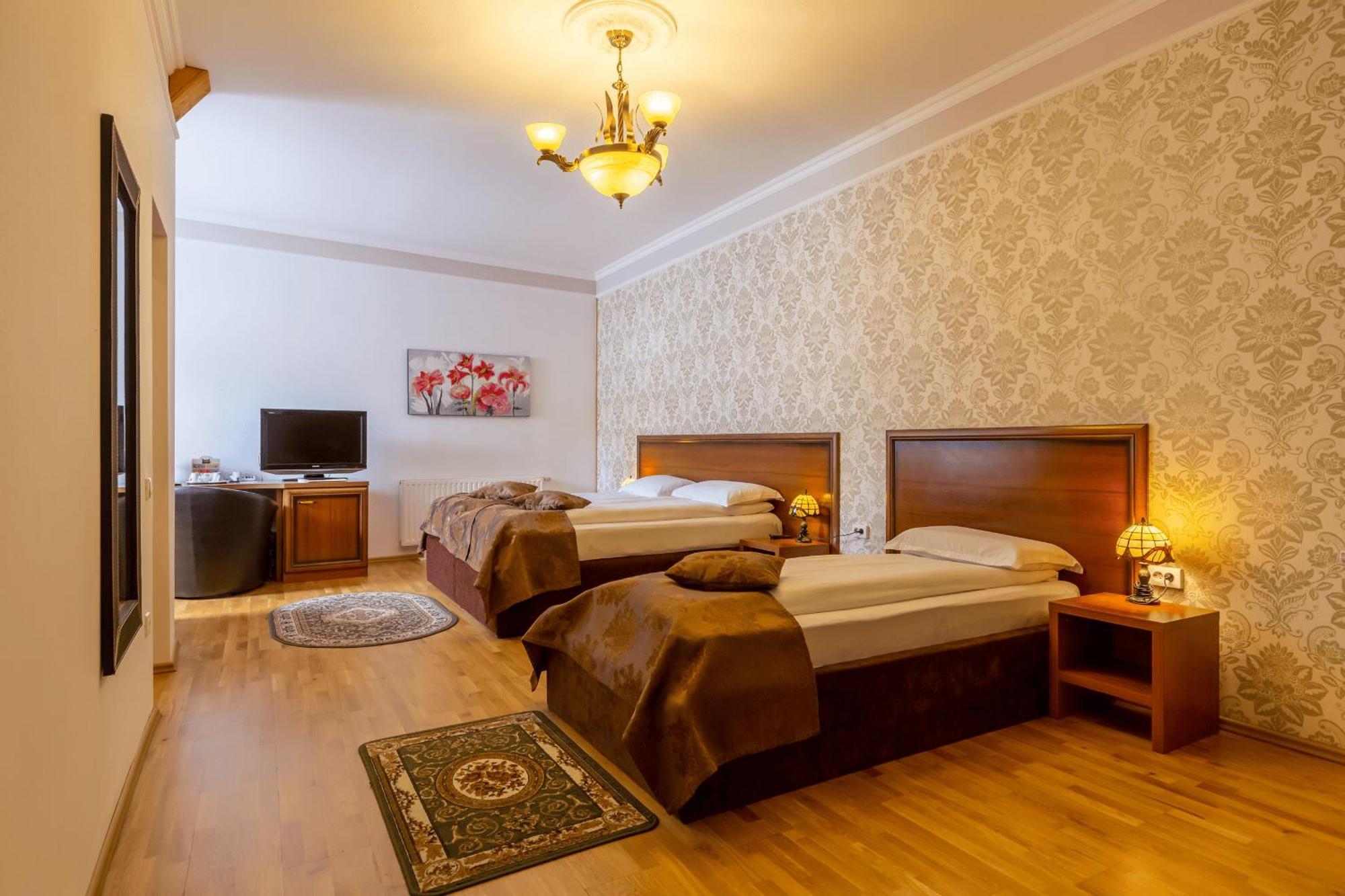 Hotel Boutique Bulevard Сигишоара Екстериор снимка
