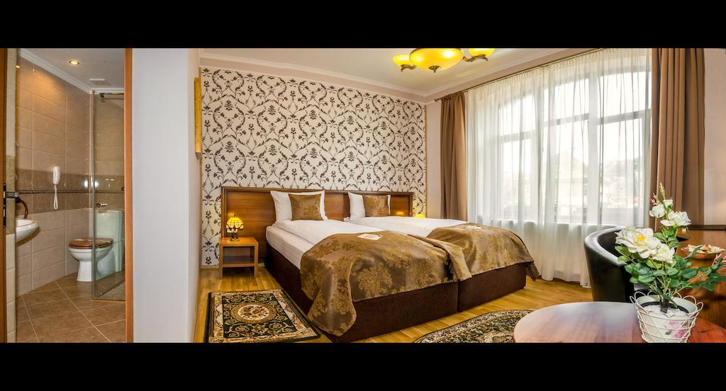 Hotel Boutique Bulevard Сигишоара Стая снимка