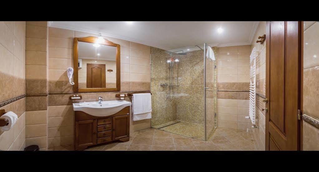 Hotel Boutique Bulevard Сигишоара Екстериор снимка